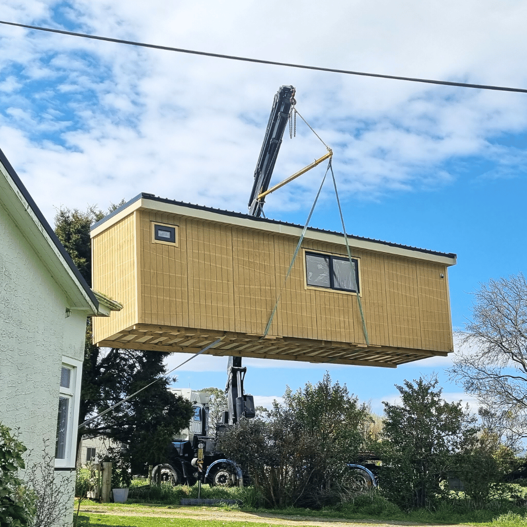 Kākāpō Cabin 9.6m x 2.8m