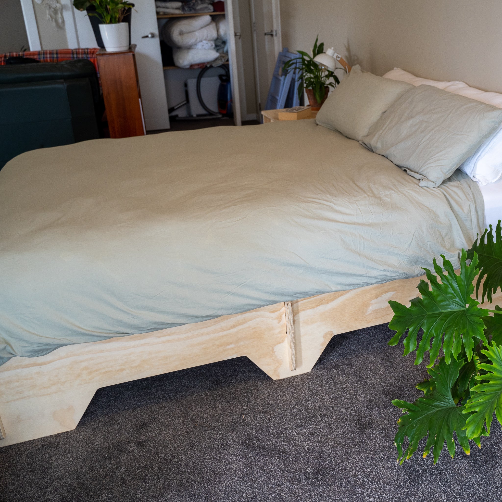 The Slat Bed