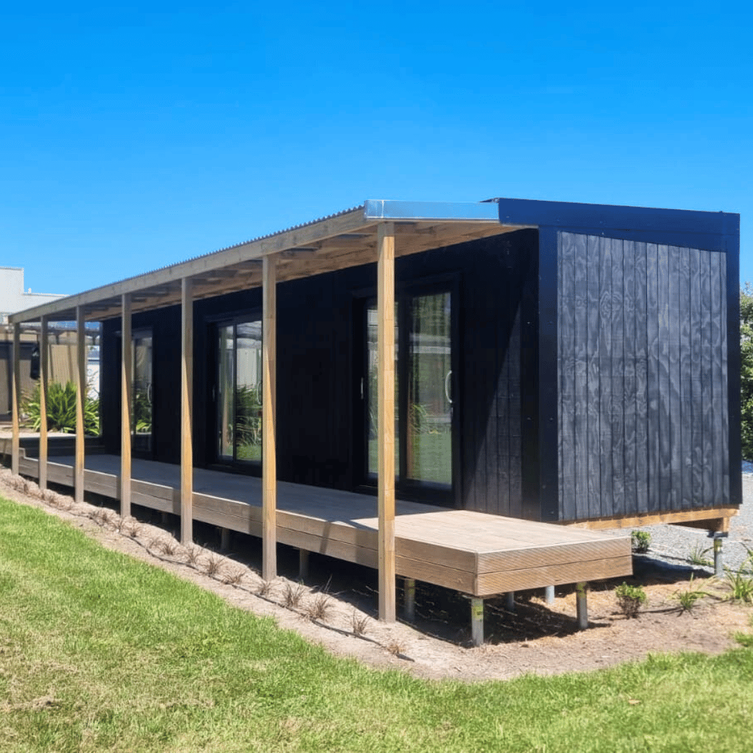 Kākāpō Cabin 9.6m x 2.8m